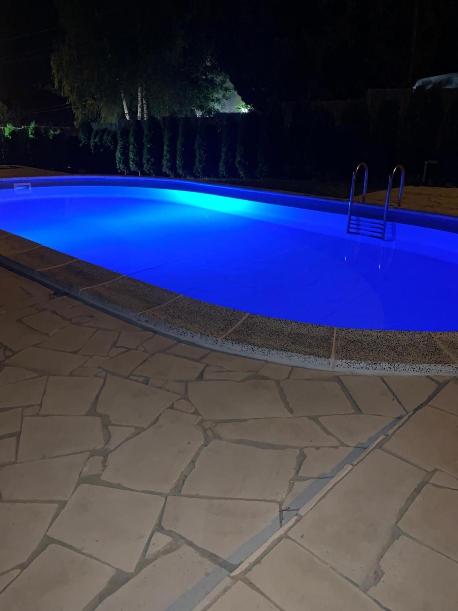 Вилла Mika'S Poolhouse Белград Экстерьер фото